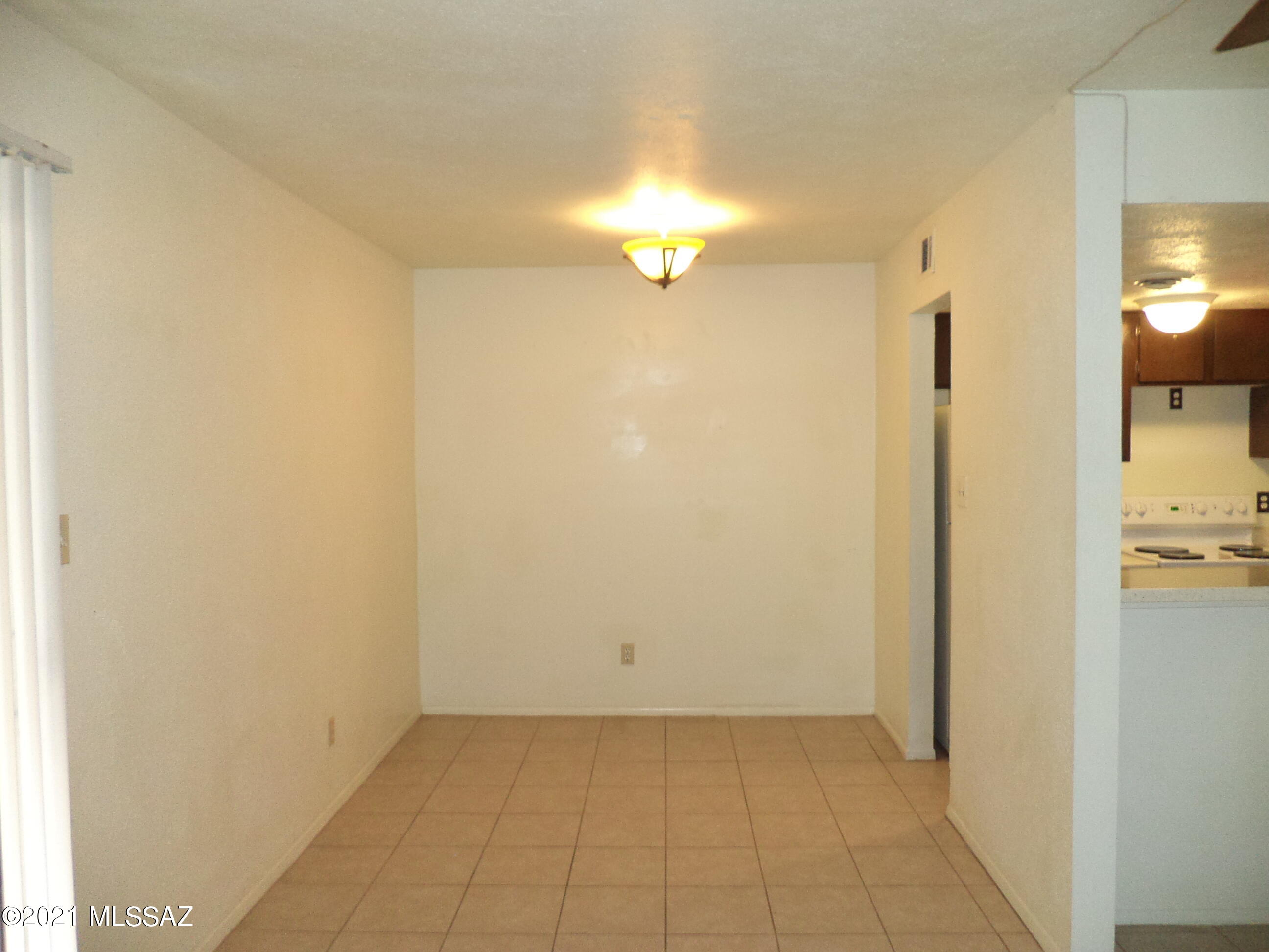 1620 North Wilmot Road, Unit F125 Tucson, AZ 85712 - Photo 5 of 16