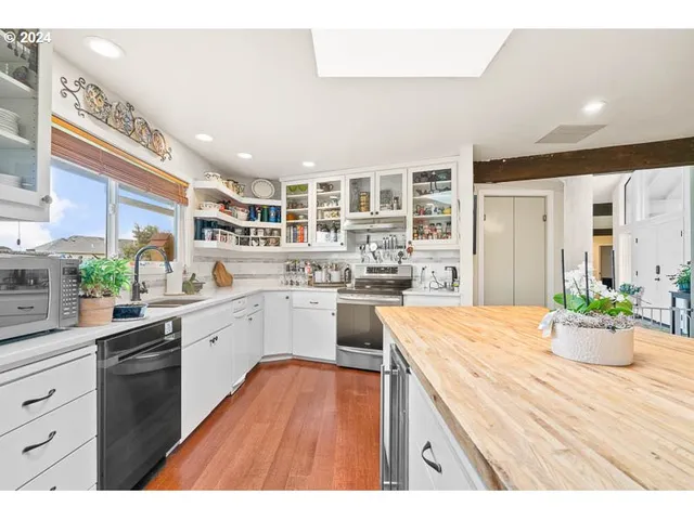 $1,500,000 | 2280 Kuebler Boulevard, Salem, OR 97302