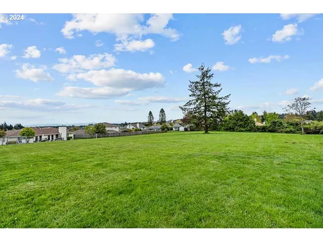 $1,500,000 | 2280 Kuebler Boulevard, Salem, OR 97302