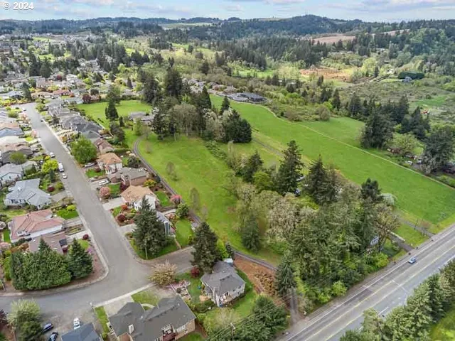 $1,500,000 | 2280 Kuebler Boulevard, Salem, OR 97302