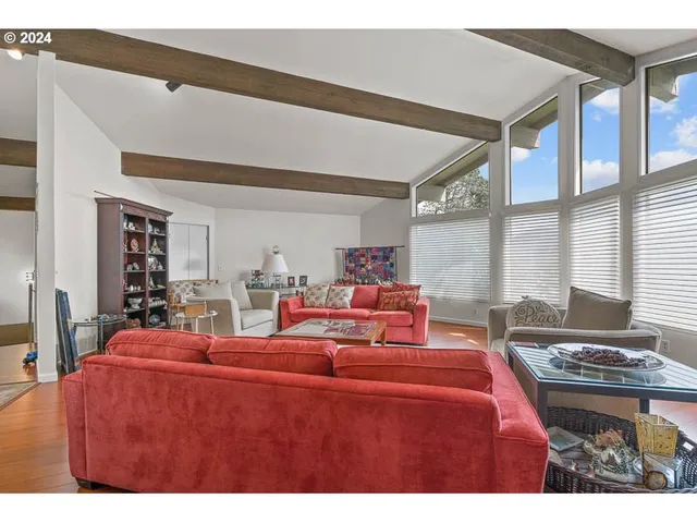 $1,500,000 | 2280 Kuebler Boulevard, Salem, OR 97302