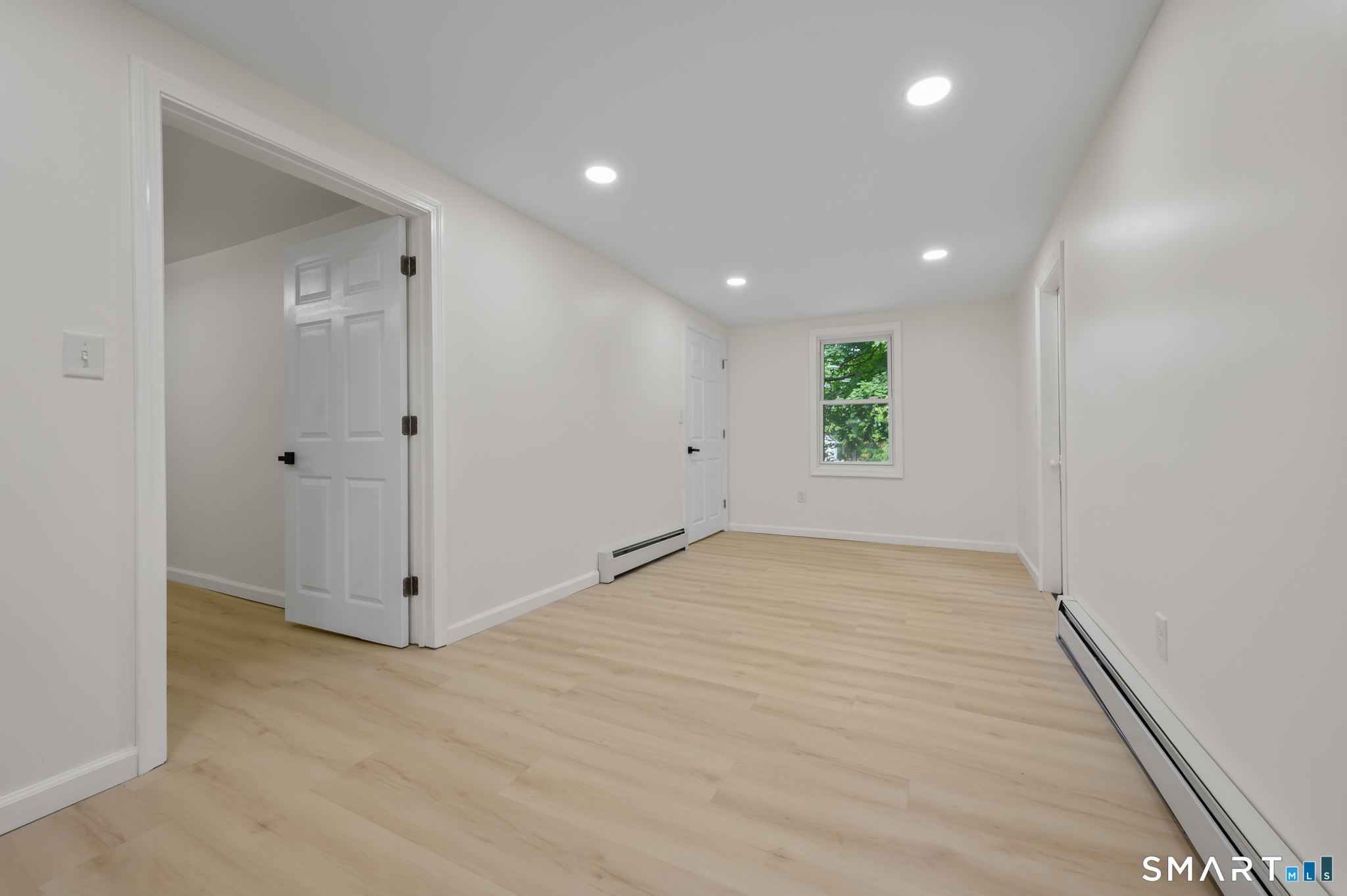74 Boston Road Middletown, CT 06457 - Photo 20 of 40 Gallery Image 20