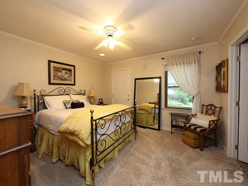 4301 Whitfield Road Raleigh, NC 27610 - Photo 13 of 25