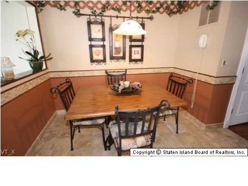 199 Annadale Road Staten Island, NY 10312 - Photo 6 of 20 Additional Photo