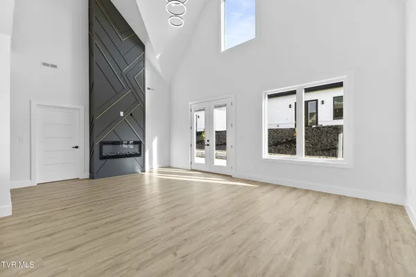 $465,000 | 2332 Sydney Court, Morristown, TN 37814