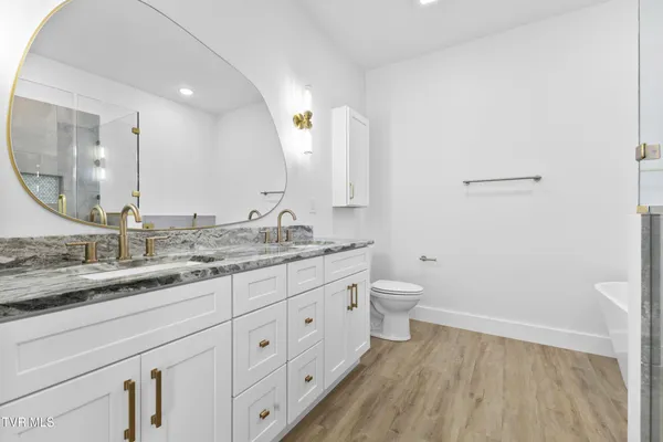 $465,000 | 2332 Sydney Court, Morristown, TN 37814