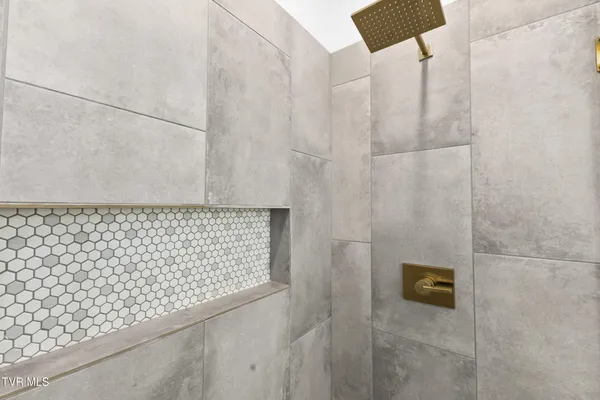 $465,000 | 2332 Sydney Court, Morristown, TN 37814