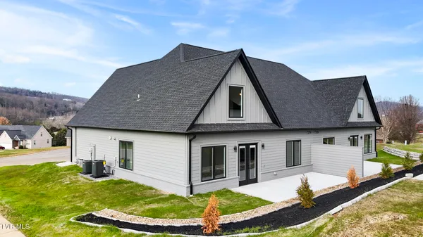 $465,000 | 2332 Sydney Court, Morristown, TN 37814