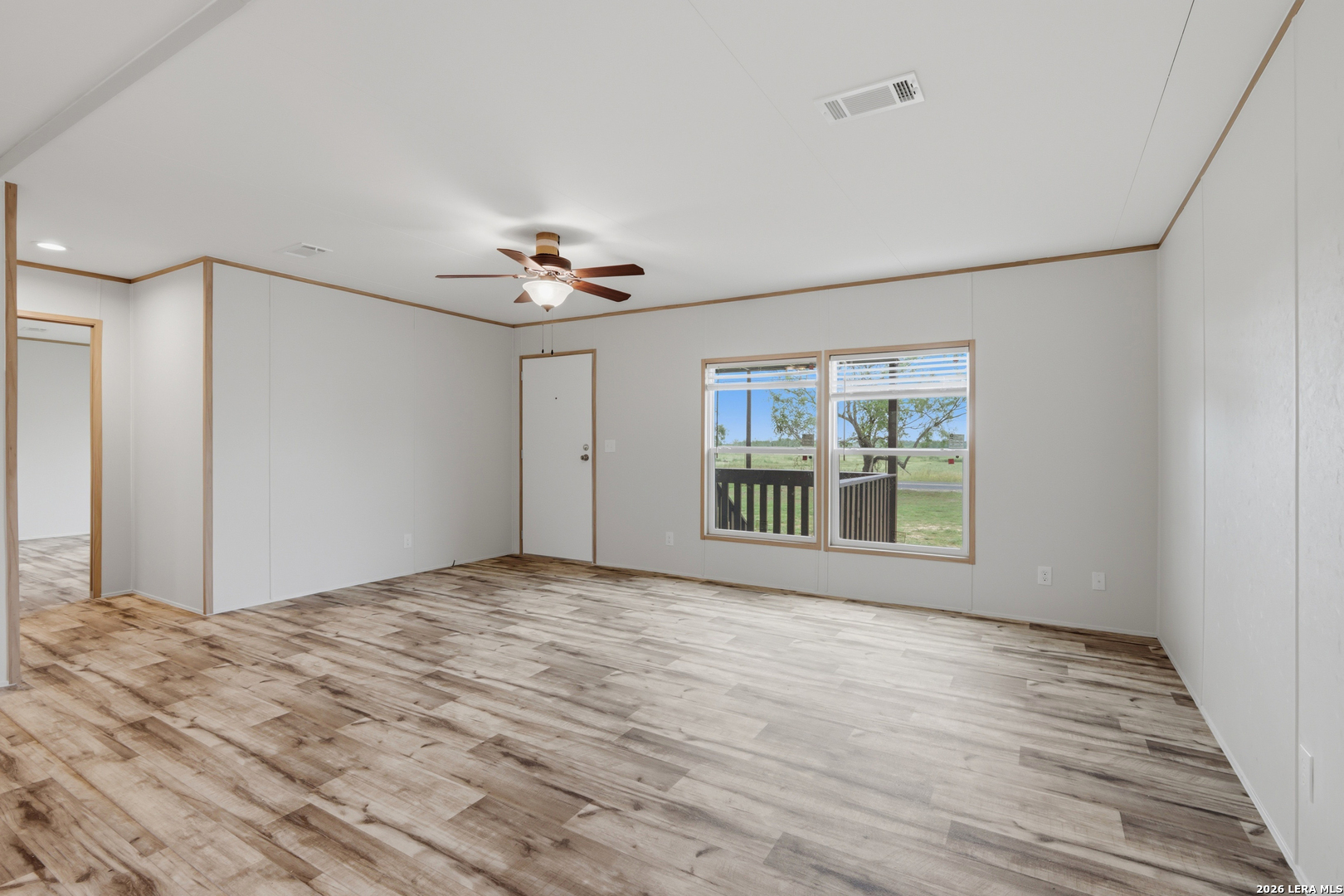 11859 Jarratt Road Atascosa, TX 78002 - Photo 7 of 22