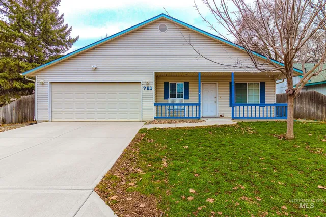 $299,900 | 721 West Hazel Street, Caldwell, ID 83605