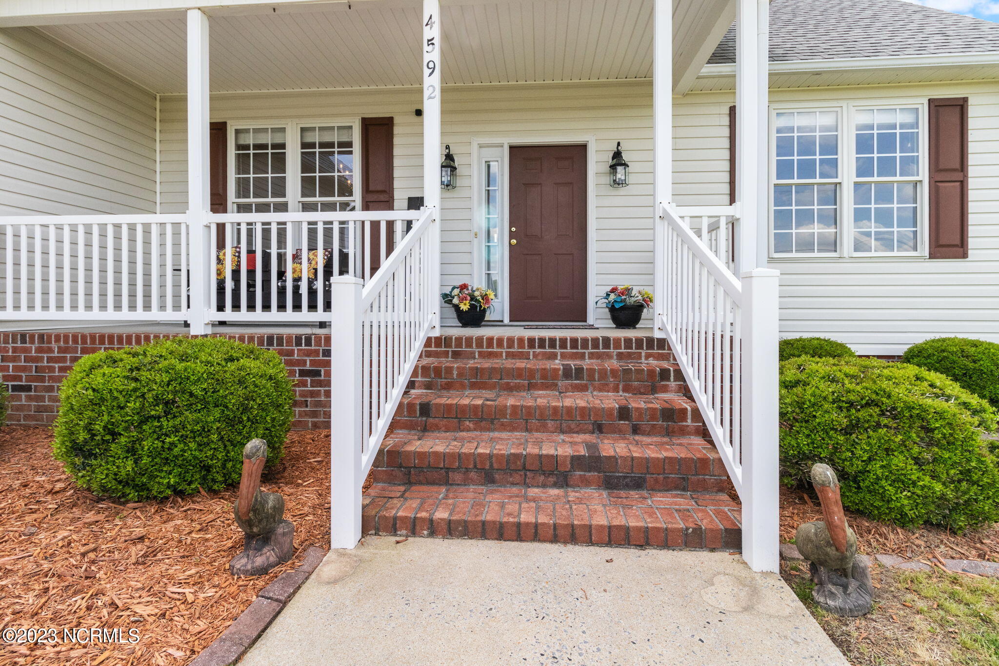 4592 Rountree Road Winterville, NC 28590 - Photo 4 of 31 33-web-or-mls-IMG_3498