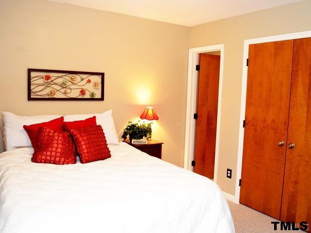 3625 Mill Run, Unit 5 Raleigh, NC 27612 - Photo 14 of 22 Good size master bedroom with private bath. Master Bedroom