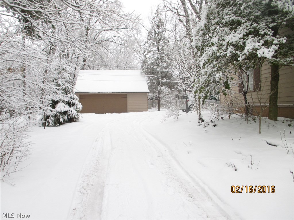 16401 South Woodland Road Cleveland, OH 44120 - Photo 3 of 9