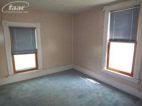 4700 East Wilkinson Road Owosso, MI 48867 - Photo 12 of 16 20415329-11.JPG