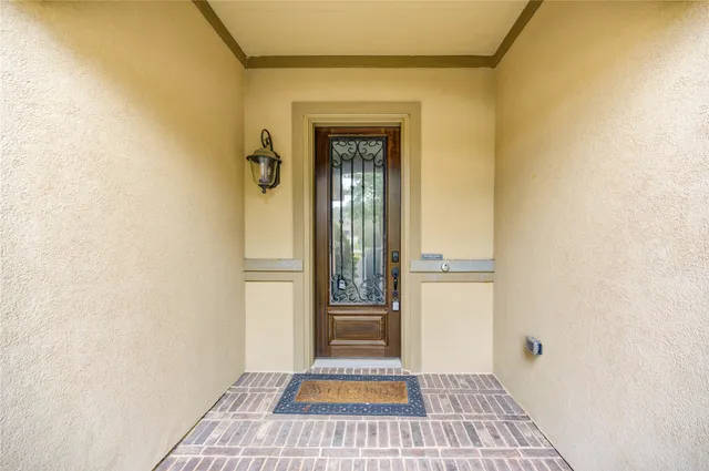 a view of an entryway