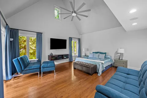 $1,749,000 | 1225 Sir William Lane, Lake Forest, IL 60045