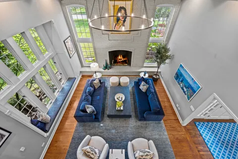 $1,749,000 | 1225 Sir William Lane, Lake Forest, IL 60045