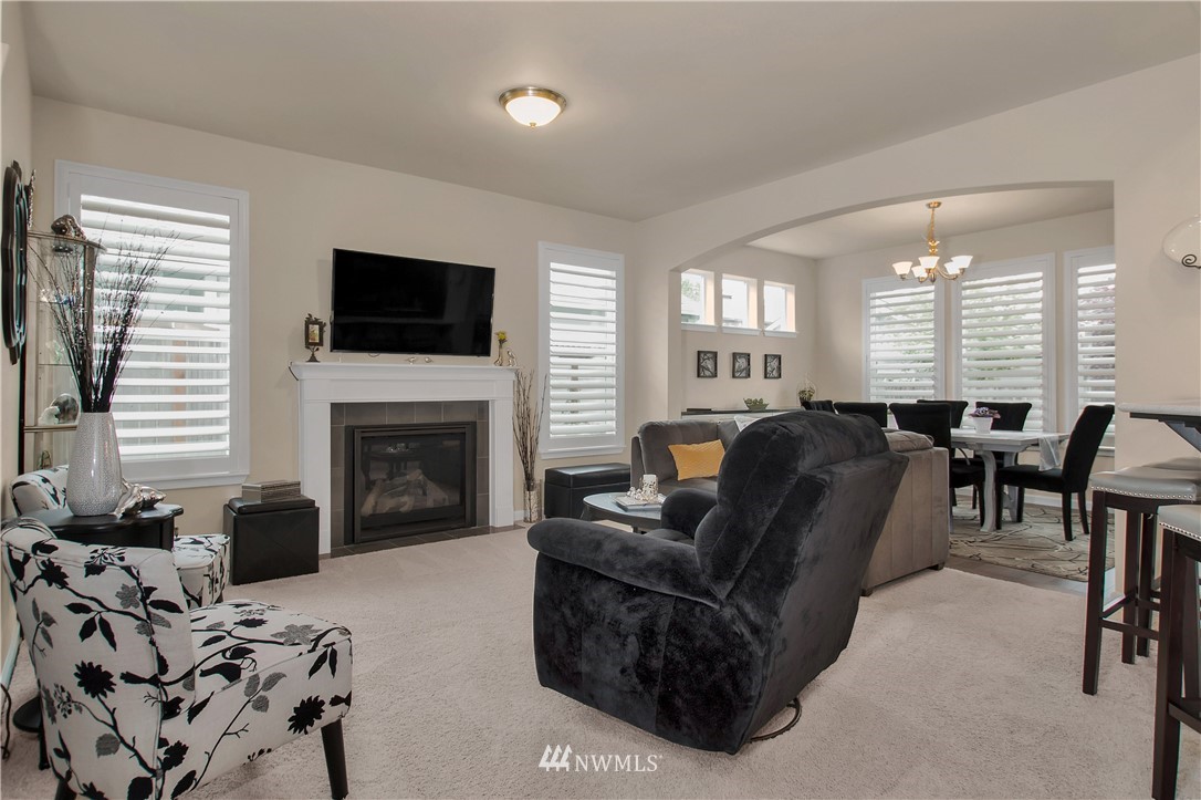 4631 Rochelle Street Southeast Lacey, WA 98503 - Photo 4 of 22 Gallery Image 4