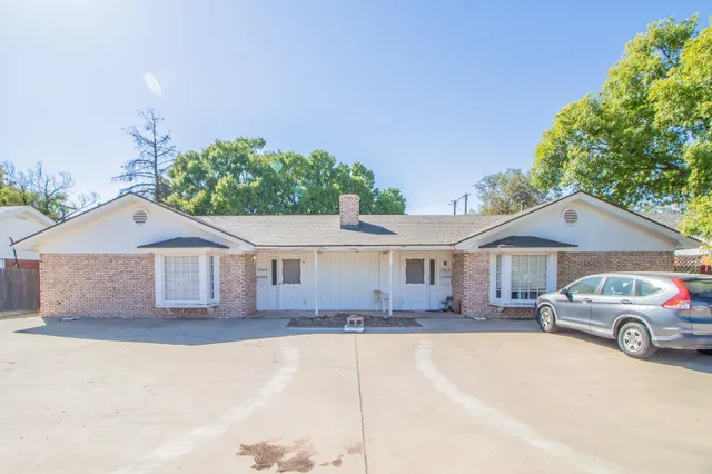 $2,500 | 5306 Gary Avenue, Unit B, Lubbock, TX 79413