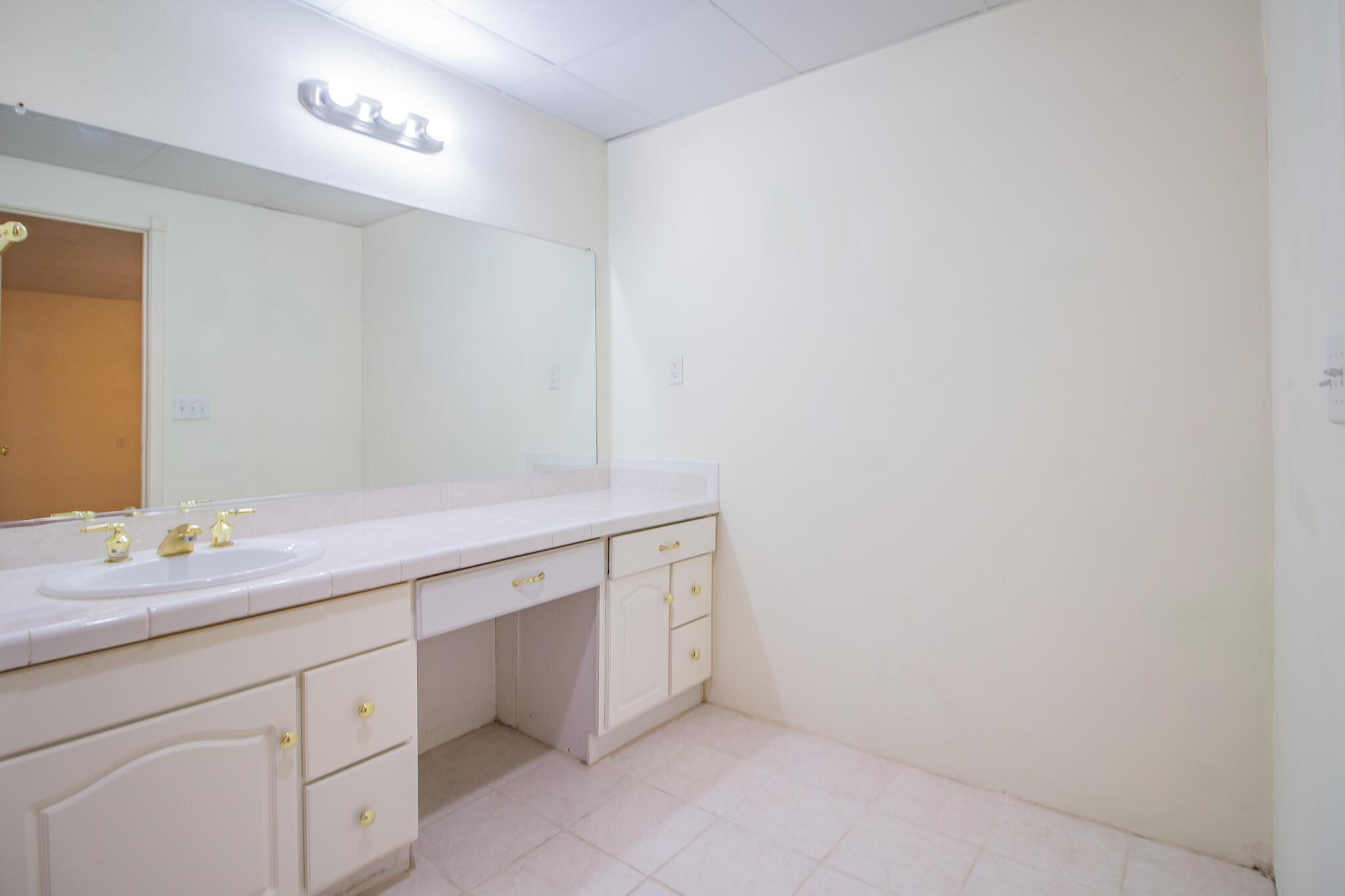 5306 Gary Avenue, Unit B Lubbock, TX 79413 - Photo 22 of 25 IMG_4782