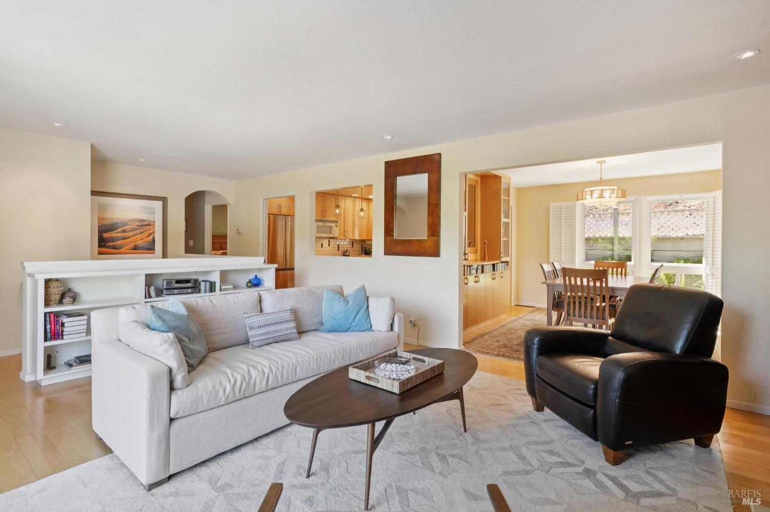 87 Butterfield Road San Anselmo, CA 94960 - Photo 6 of 30 Gallery Image 6