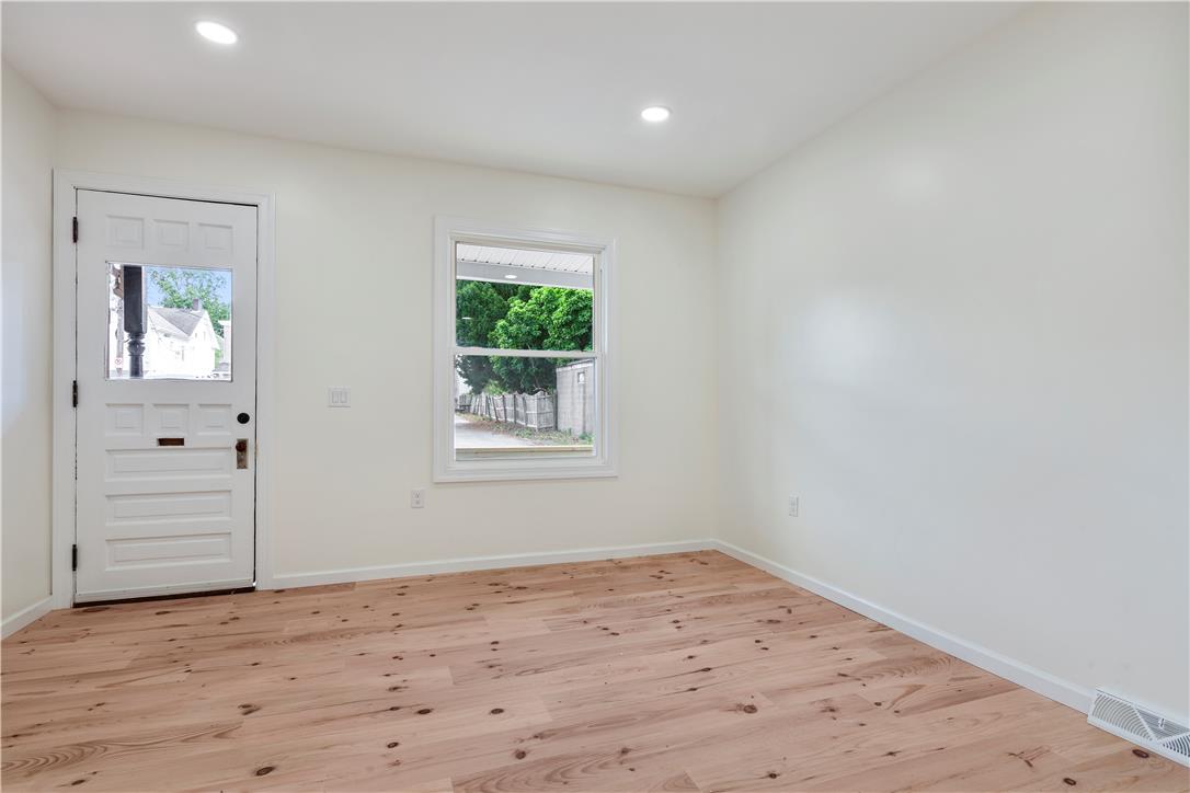 213 East Raspberry Street Bethlehem, PA 18018 - Photo 9 of 42