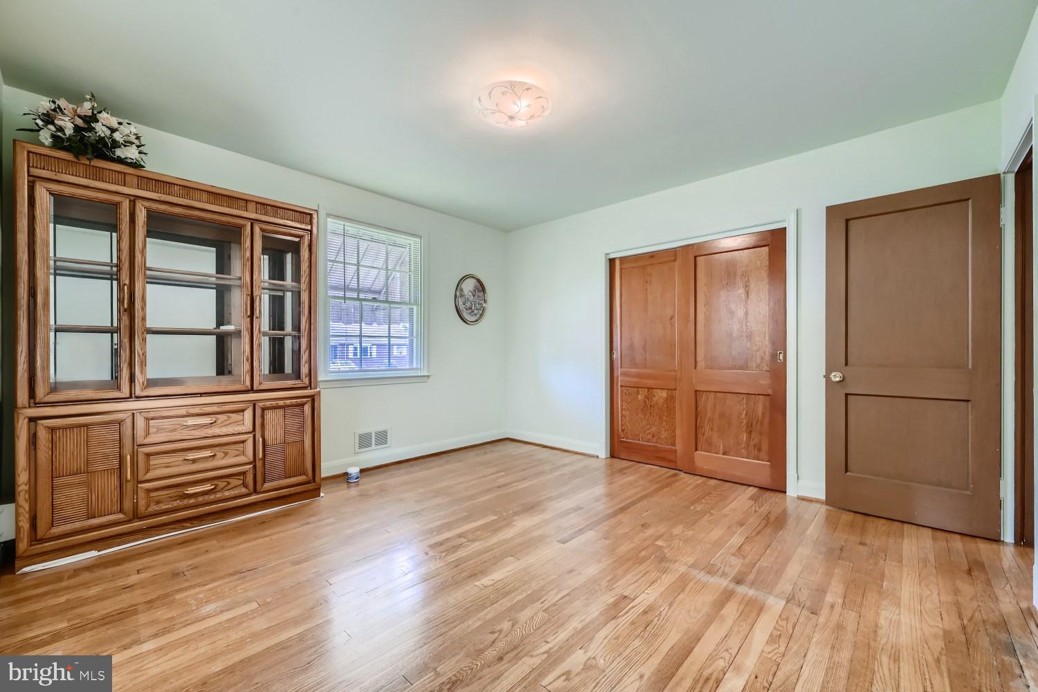 1548 Sulphur Spring Road Halethorpe, MD 21227 - Photo 13 of 27 Gallery Image 13