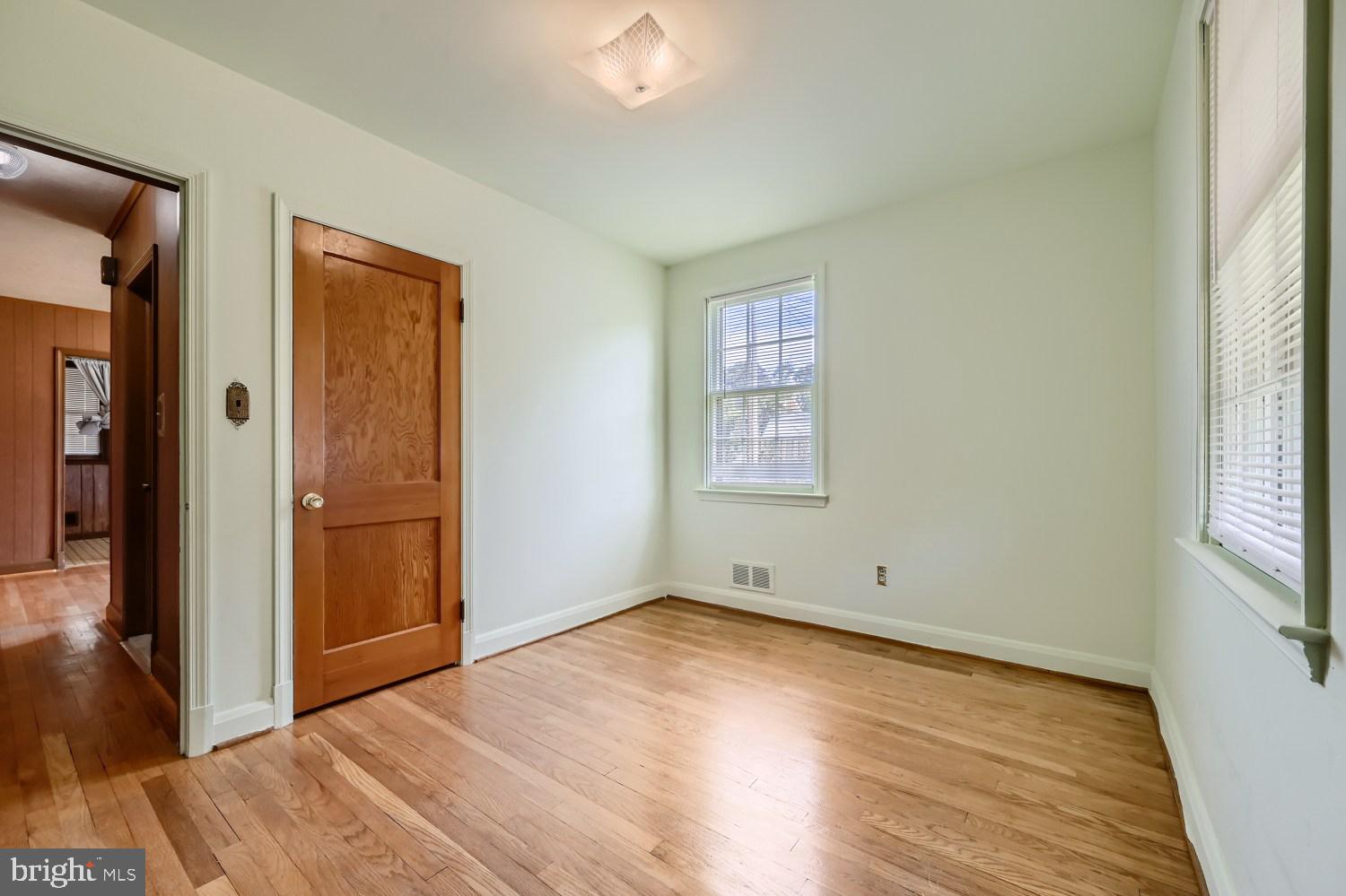1548 Sulphur Spring Road Halethorpe, MD 21227 - Photo 16 of 27 Gallery Image 16
