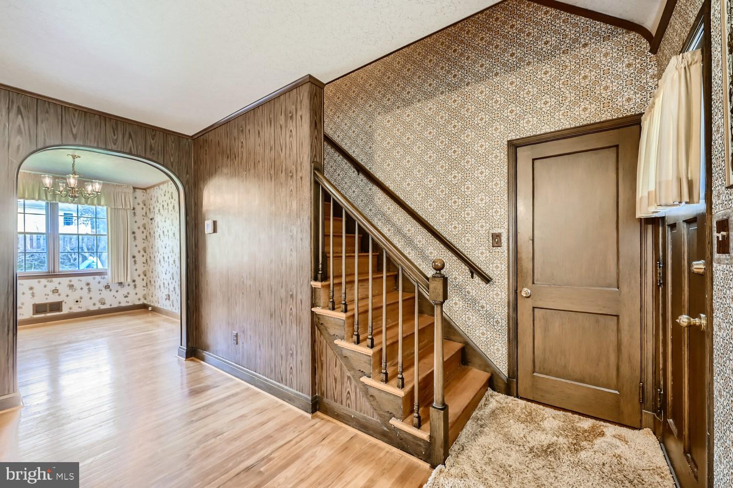 1548 Sulphur Spring Road Halethorpe, MD 21227 - Photo 4 of 27 Gallery Image 4