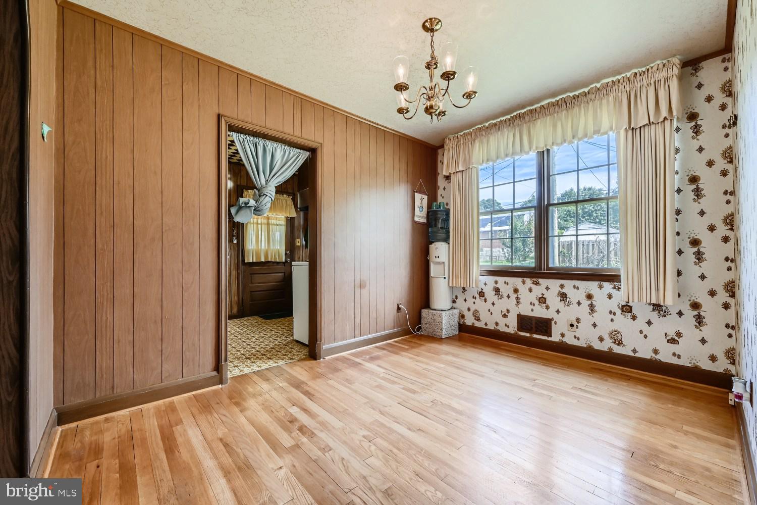 1548 Sulphur Spring Road Halethorpe, MD 21227 - Photo 7 of 27 Gallery Image 7