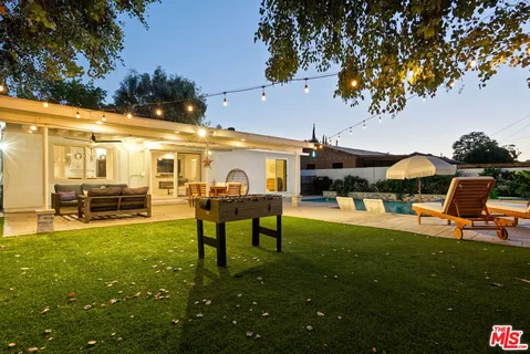 $1,399,000 | 23367 Friar Street, Woodland Hills, CA 91367