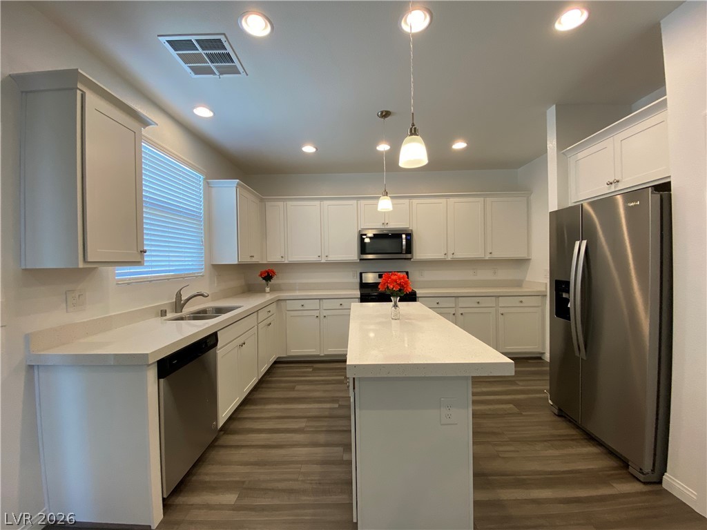 2212 Stone Well Road North Las Vegas, NV 89031 - Photo 5 of 43