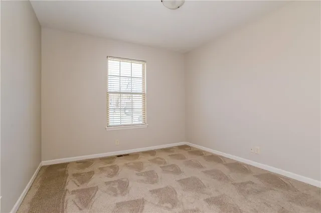 $2,265 | 501 Fall Meadow Lane, Belton, MO 64012