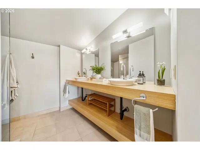 $525,000 | 12600 Southwest Crescent Street, Unit 408, Beaverton, OR 97005