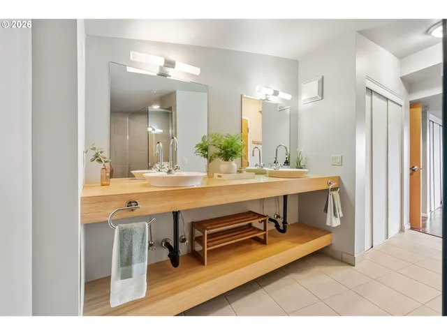 $525,000 | 12600 Southwest Crescent Street, Unit 408, Beaverton, OR 97005