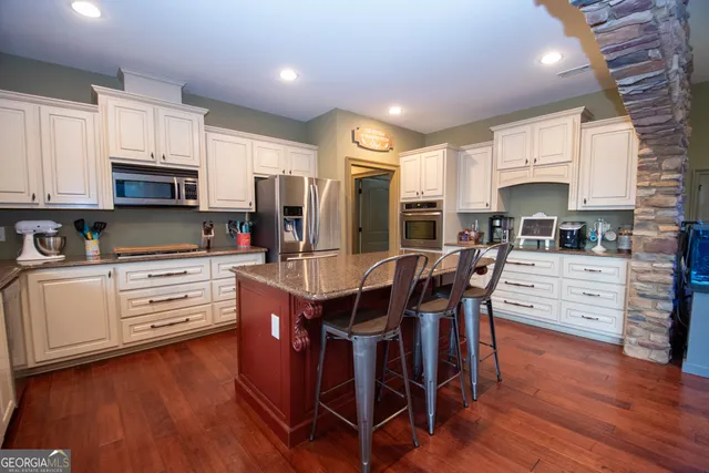 $849,000 | 64 Waterview Court, LaGrange, GA 30240