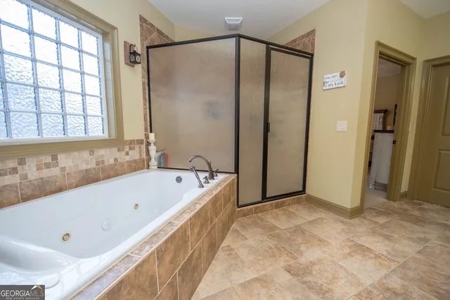 $849,000 | 64 Waterview Court, LaGrange, GA 30240