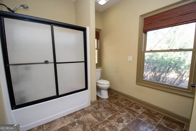 $849,000 | 64 Waterview Court, LaGrange, GA 30240