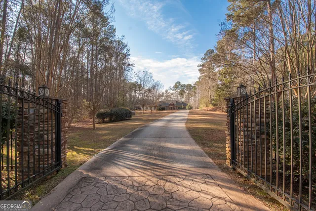 $849,000 | 64 Waterview Court, LaGrange, GA 30240