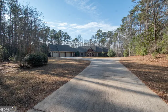 $849,000 | 64 Waterview Court, LaGrange, GA 30240