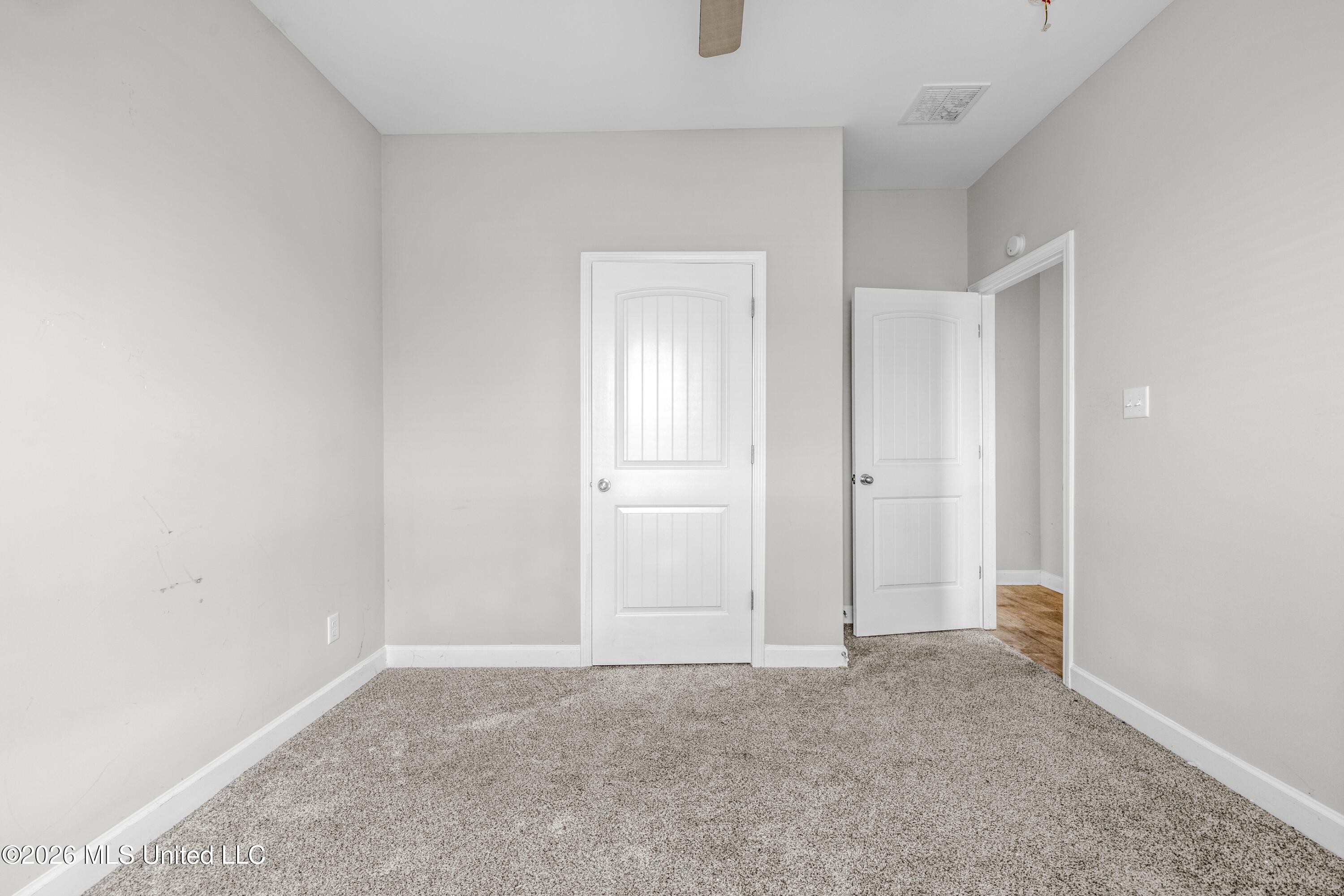 9155 Lakeside Circle South Walls, MS 38680 - Photo 19 of 31 R5C_3422