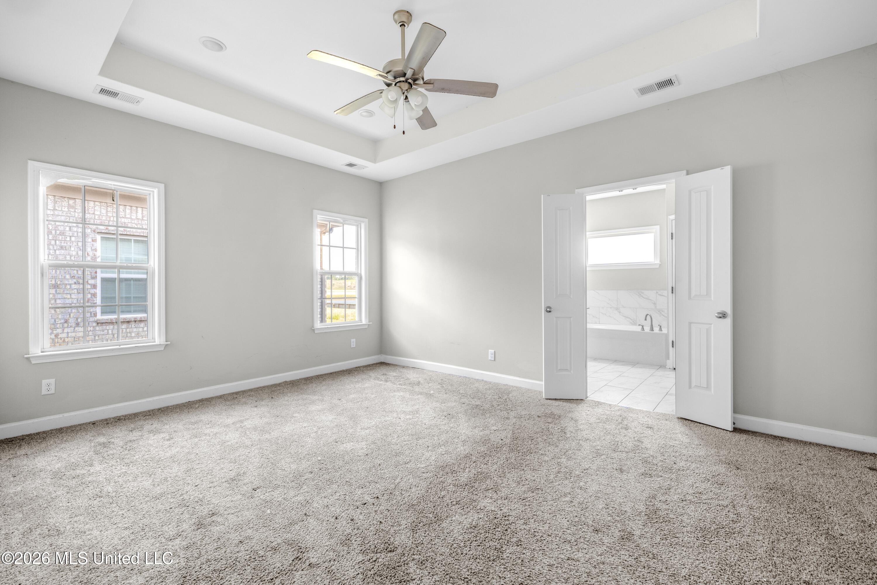 9155 Lakeside Circle South Walls, MS 38680 - Photo 20 of 31 R5C_3425