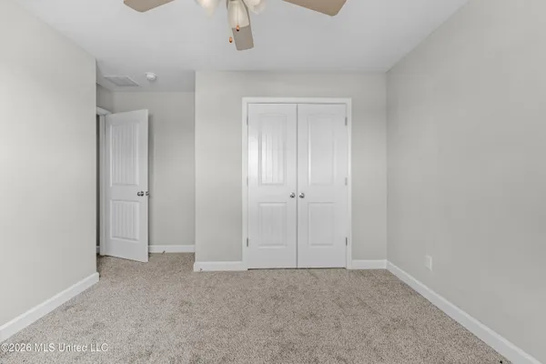 $316,000 | 9155 Lakeside Circle South, Walls, MS 38680