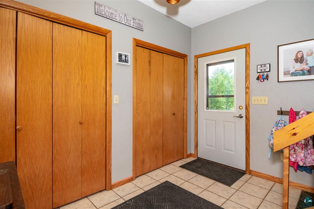 4211 County Rd A Superior, WI 54880 - Photo 2 of 30