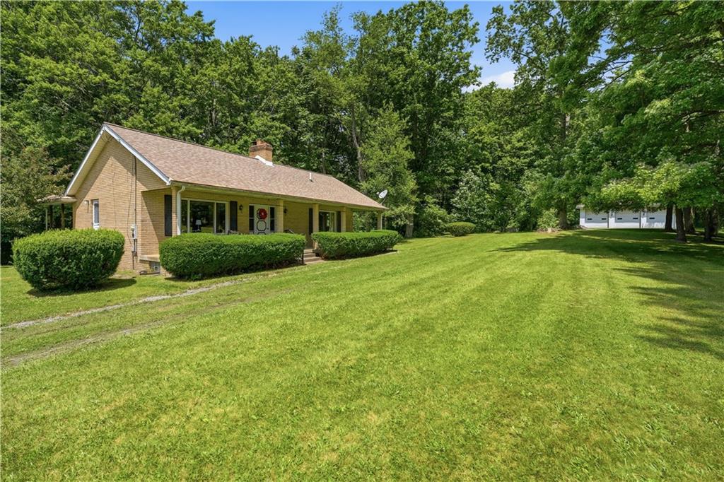 1906 Coffee Run Road Pulaski, PA 16143 - Photo 3 of 27