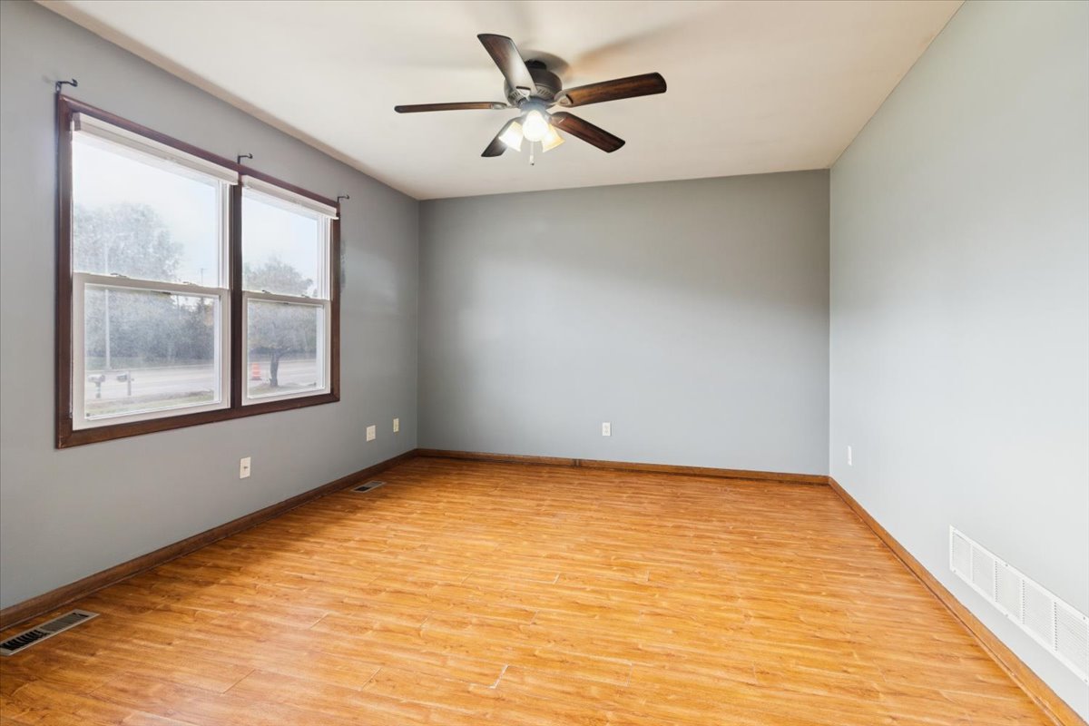 24530 West Eames Street Channahon, IL 60410 - Photo 3 of 20