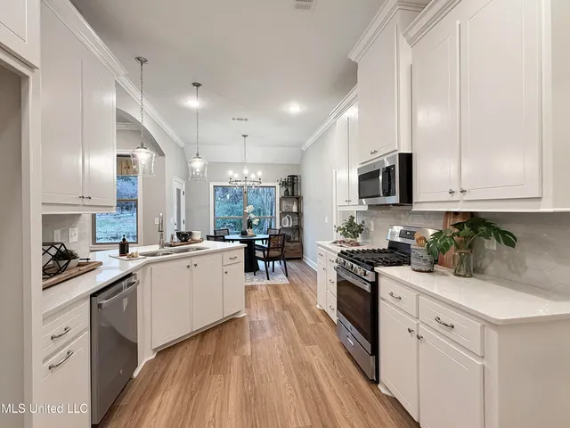 $334,280 | 205 Anderson Oaks Drive, Pearl, MS 39208