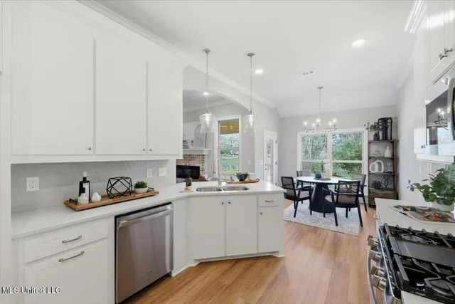 $334,280 | 205 Anderson Oaks Drive, Pearl, MS 39208