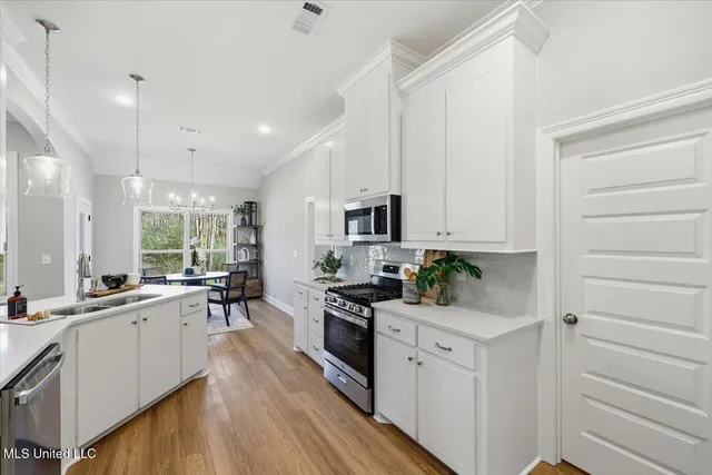 $334,280 | 205 Anderson Oaks Drive, Pearl, MS 39208