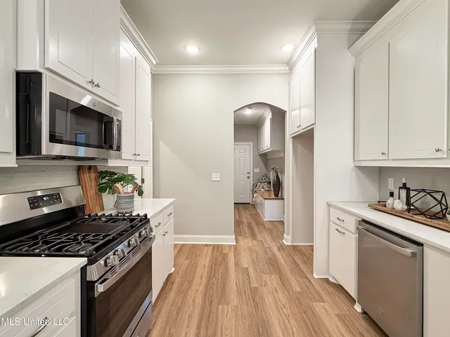 $334,280 | 205 Anderson Oaks Drive, Pearl, MS 39208